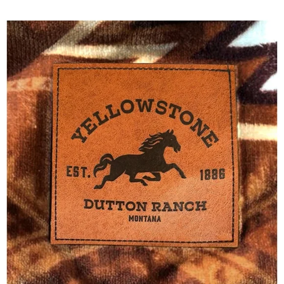 COPY - Yellowstone Sherpa Silk Touch Reversible Large Blanket 60 x 70 ends 11-2… - Picture 5 of 5